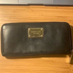 Micheal Kors Wallet Women